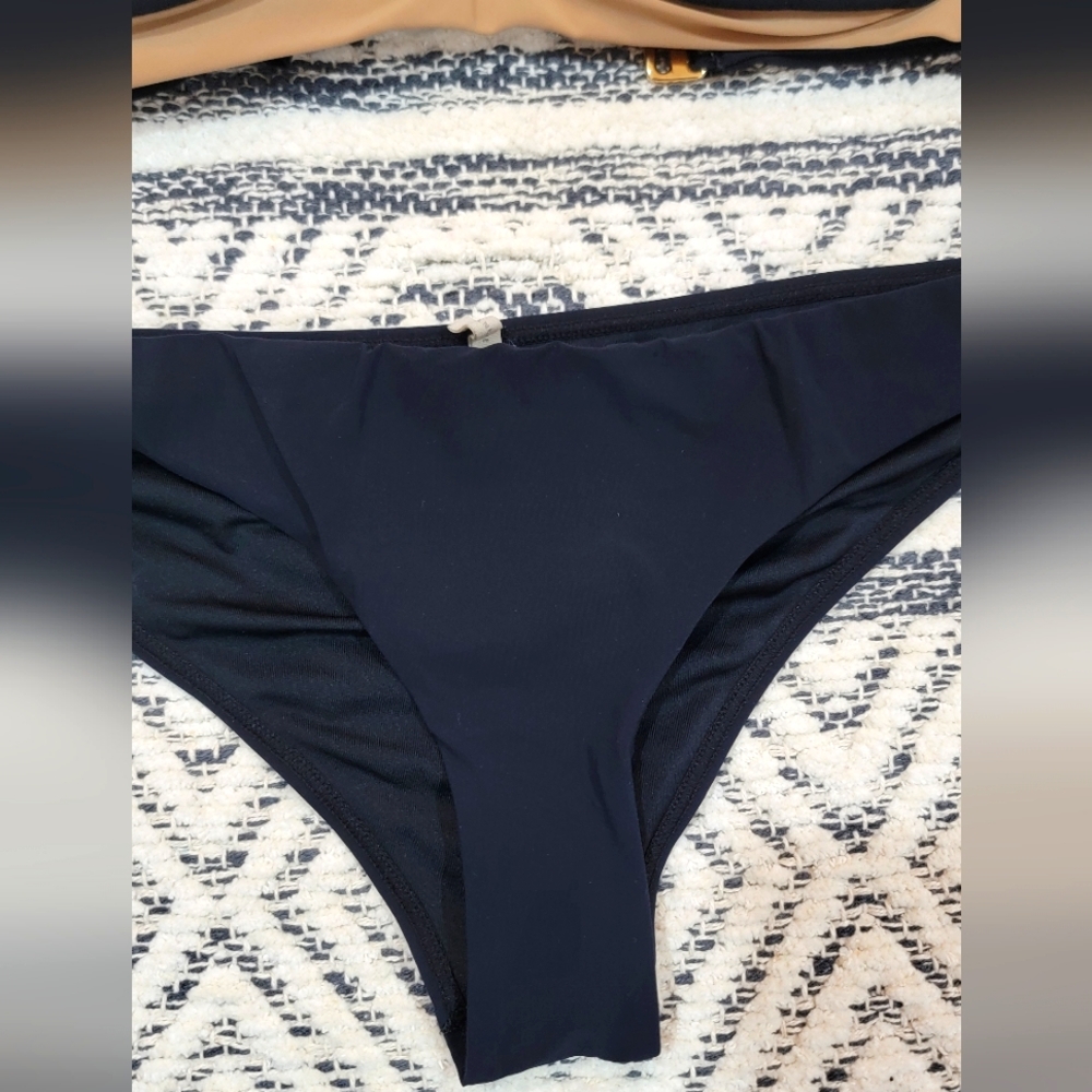 Touché Bikini! M/L - Picture 8 of 15